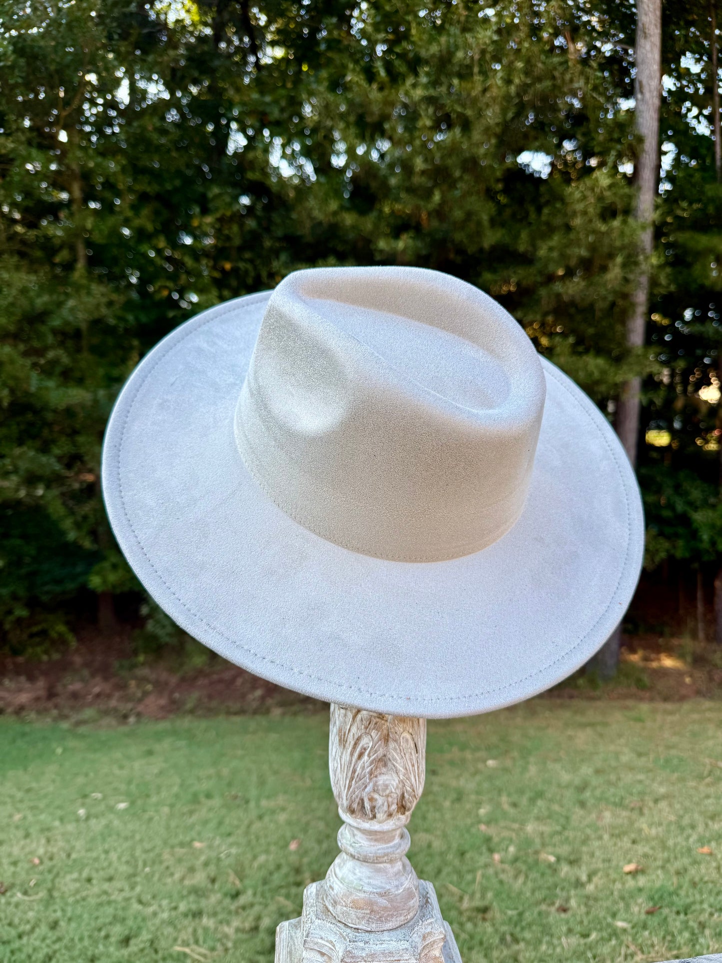 Medium Gray Wide Brim Polyester Hat