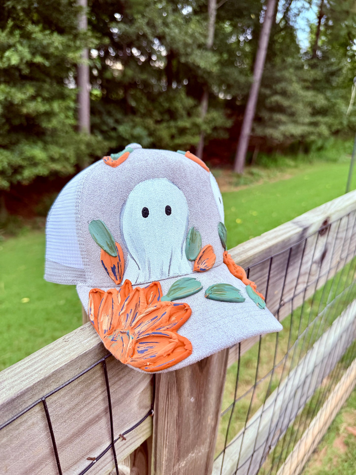 Gray 3D ghost trucker hat