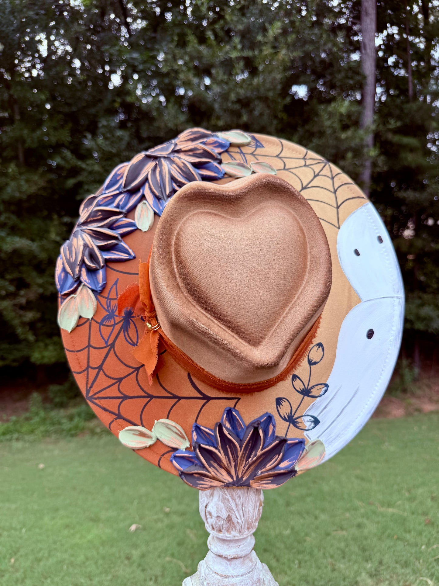 Fall Ghost with 3D flowers