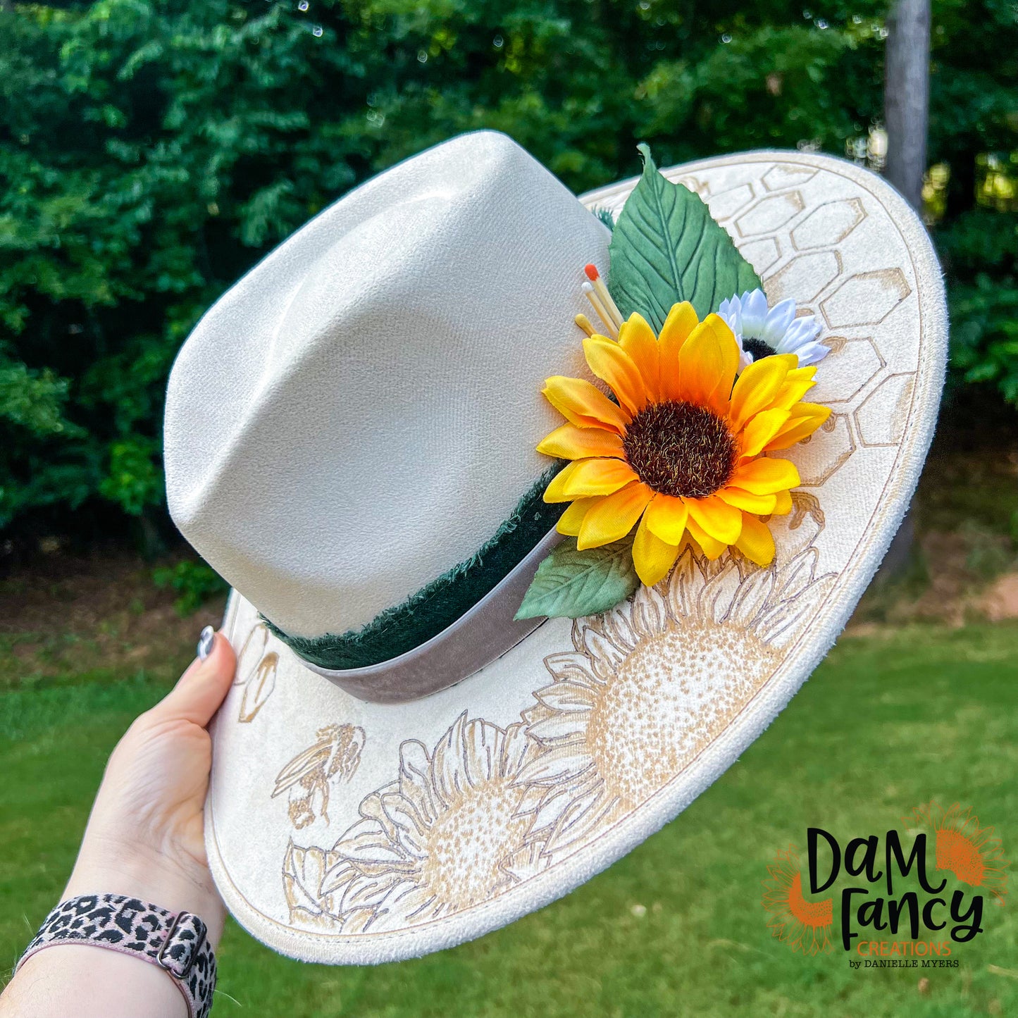 Honey bees and sunflowers wide brim hat