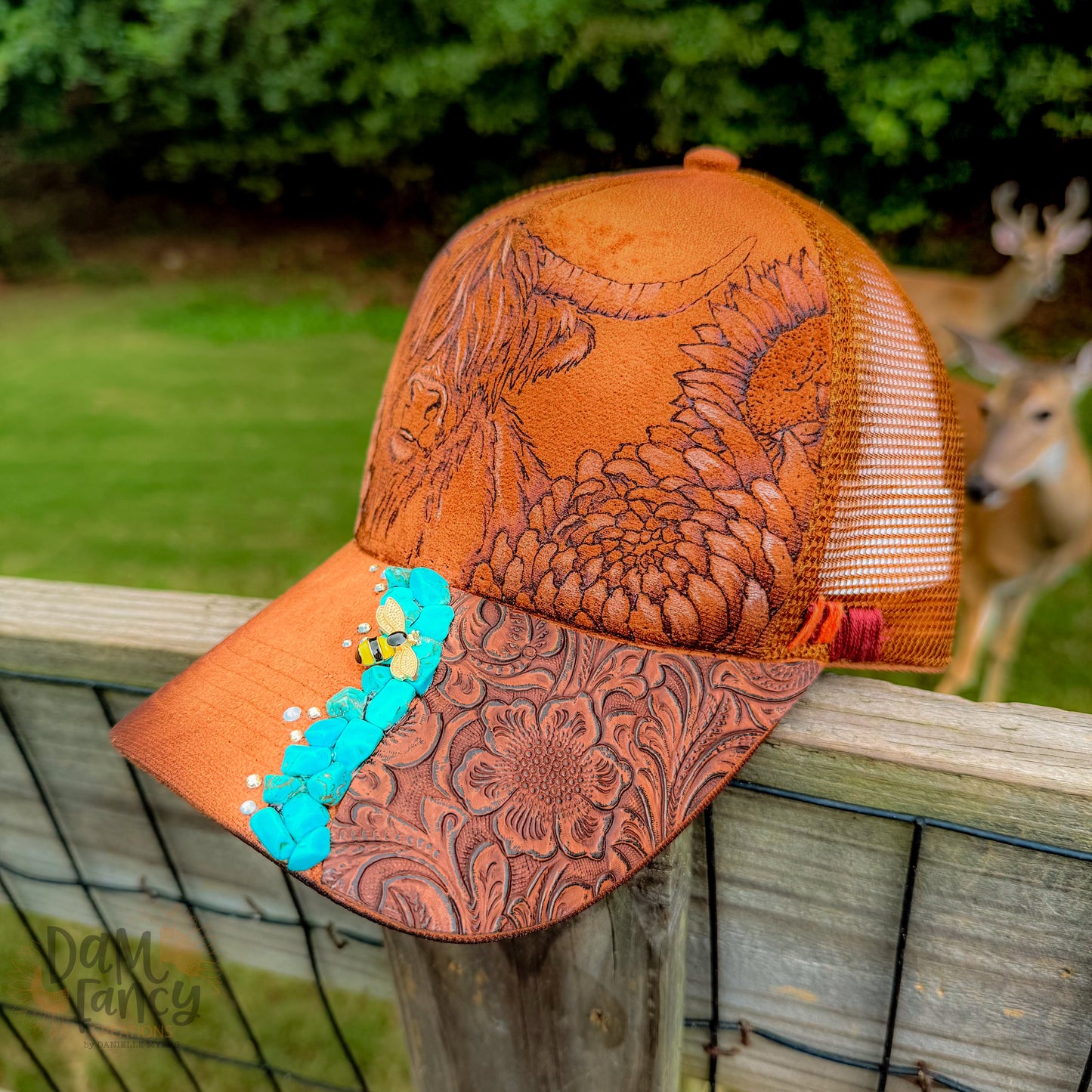 Hat Frosting August’s Craft Kit