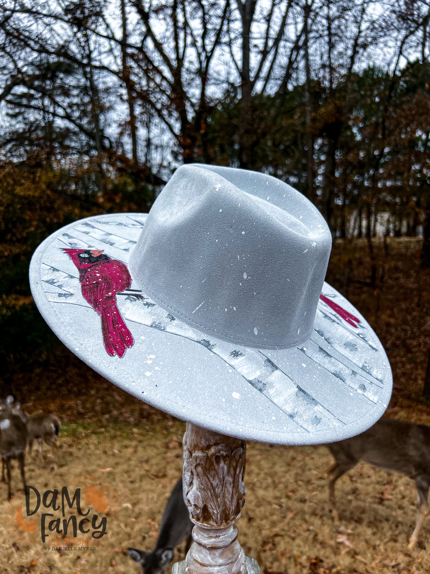 Snowy Cardinal Light Gray Wide. Rim