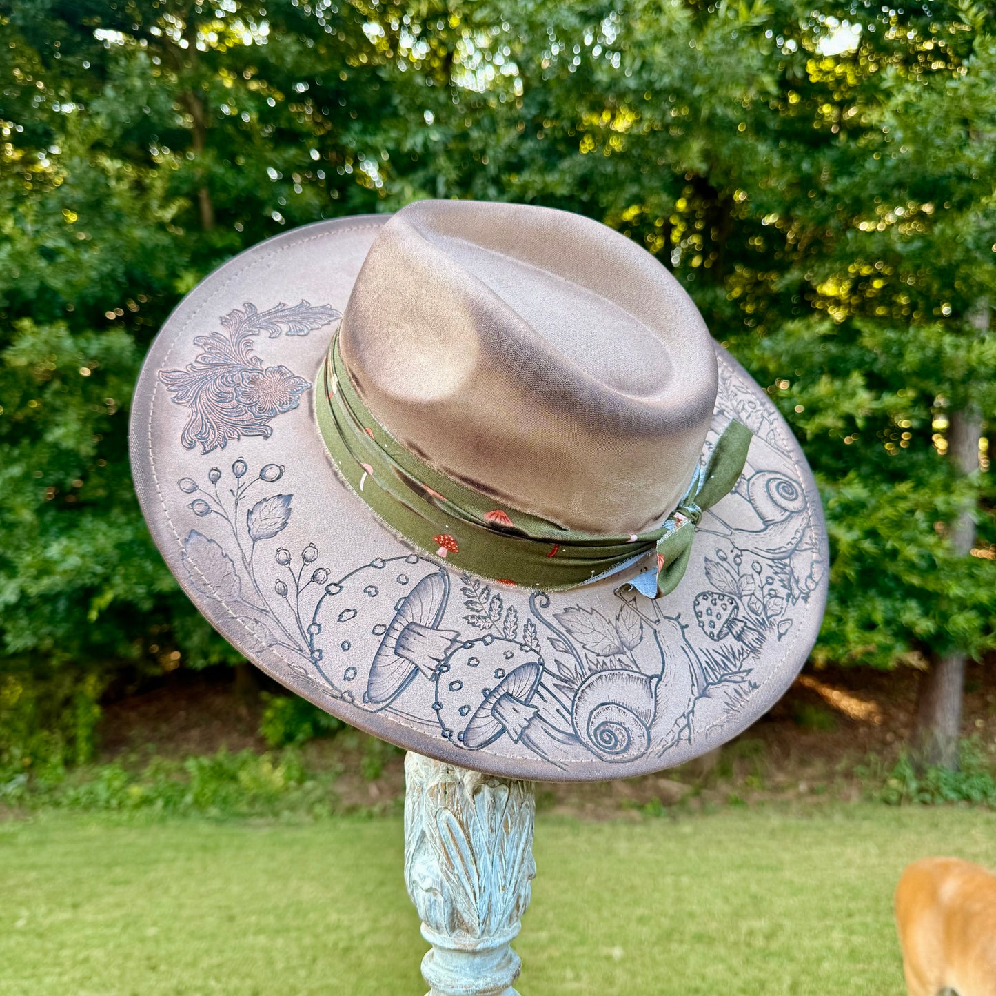 Hat Frosting July’s Craft Kit