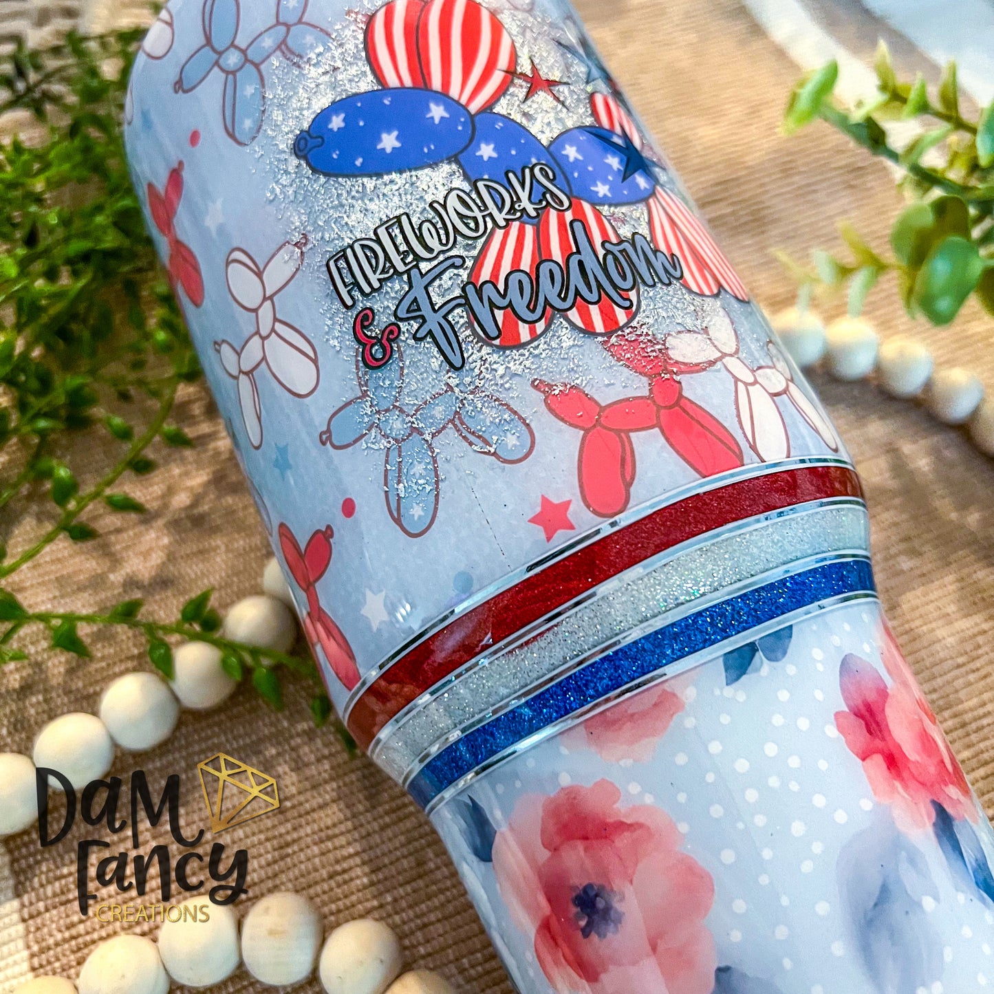 Patriotic Balloon dog 32oz Tumbler