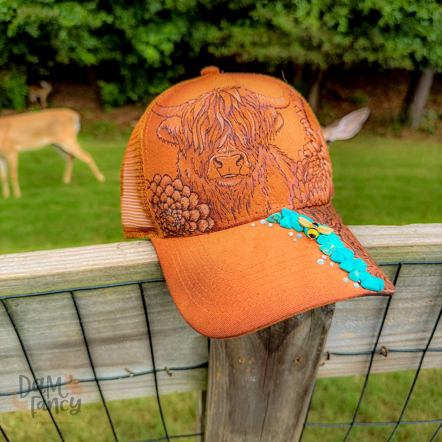 Hat Frosting August’s Craft Kit