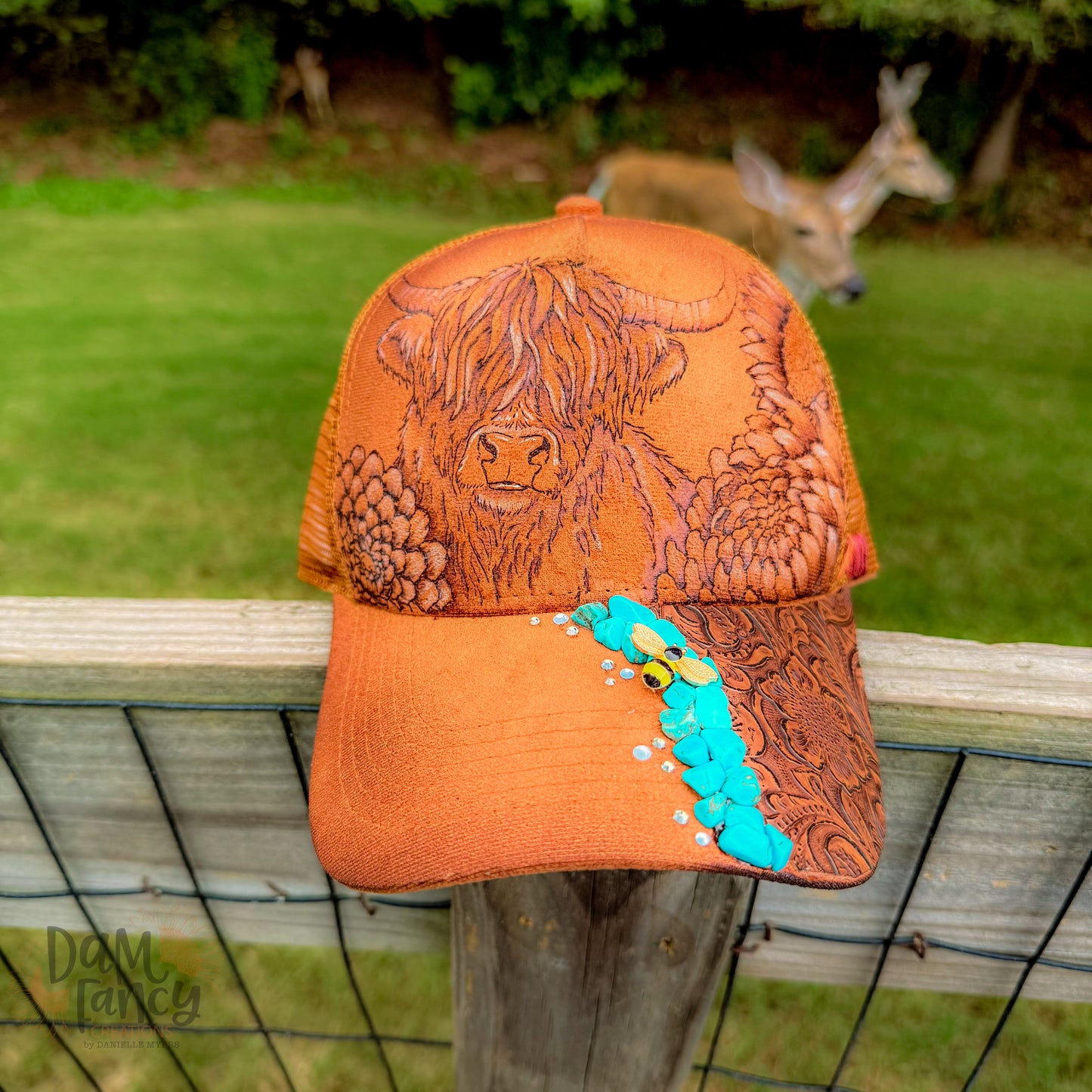 Hat Frosting August’s Craft Kit
