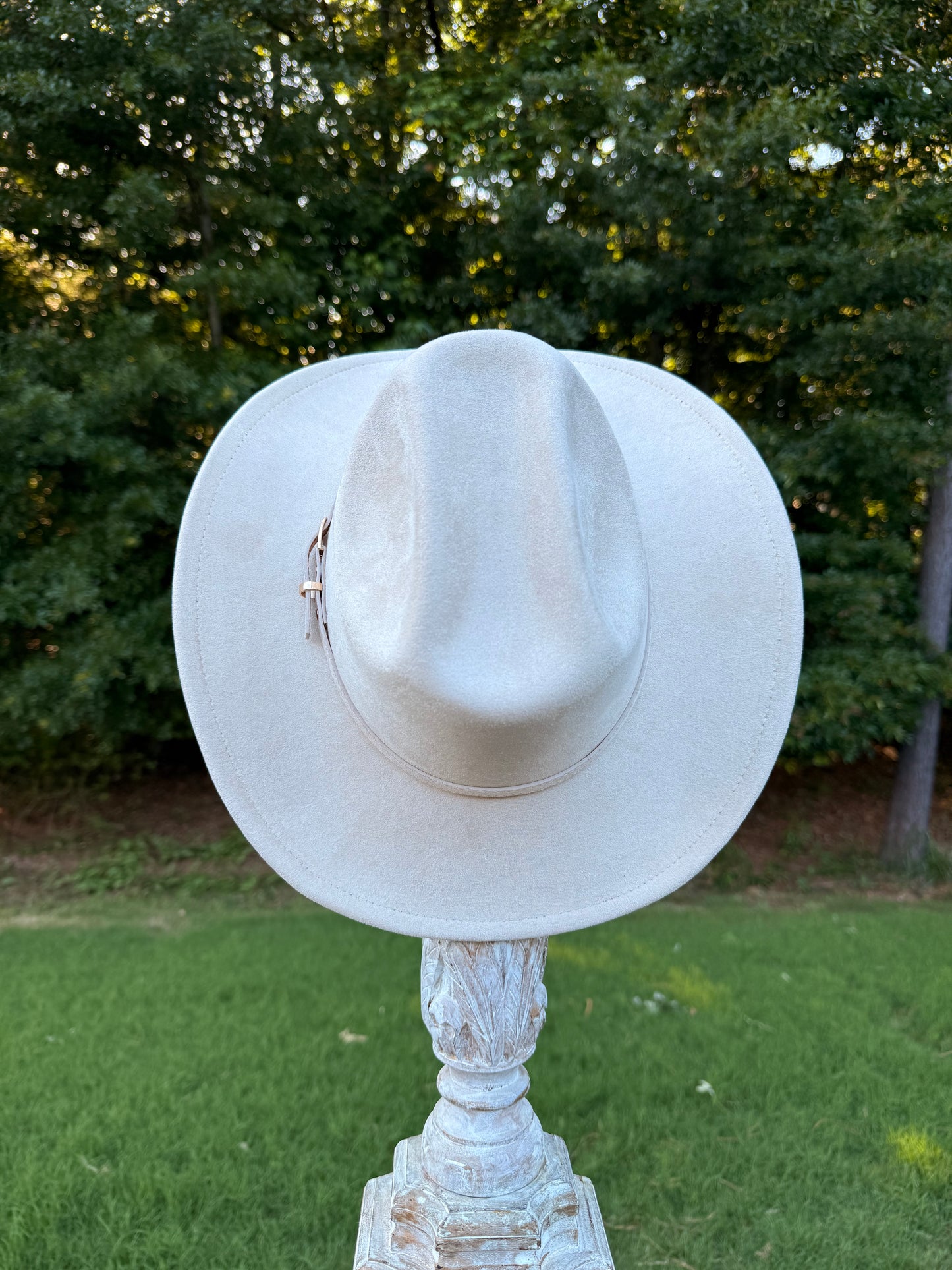 Cream Cattleman Style Cowboy Hat