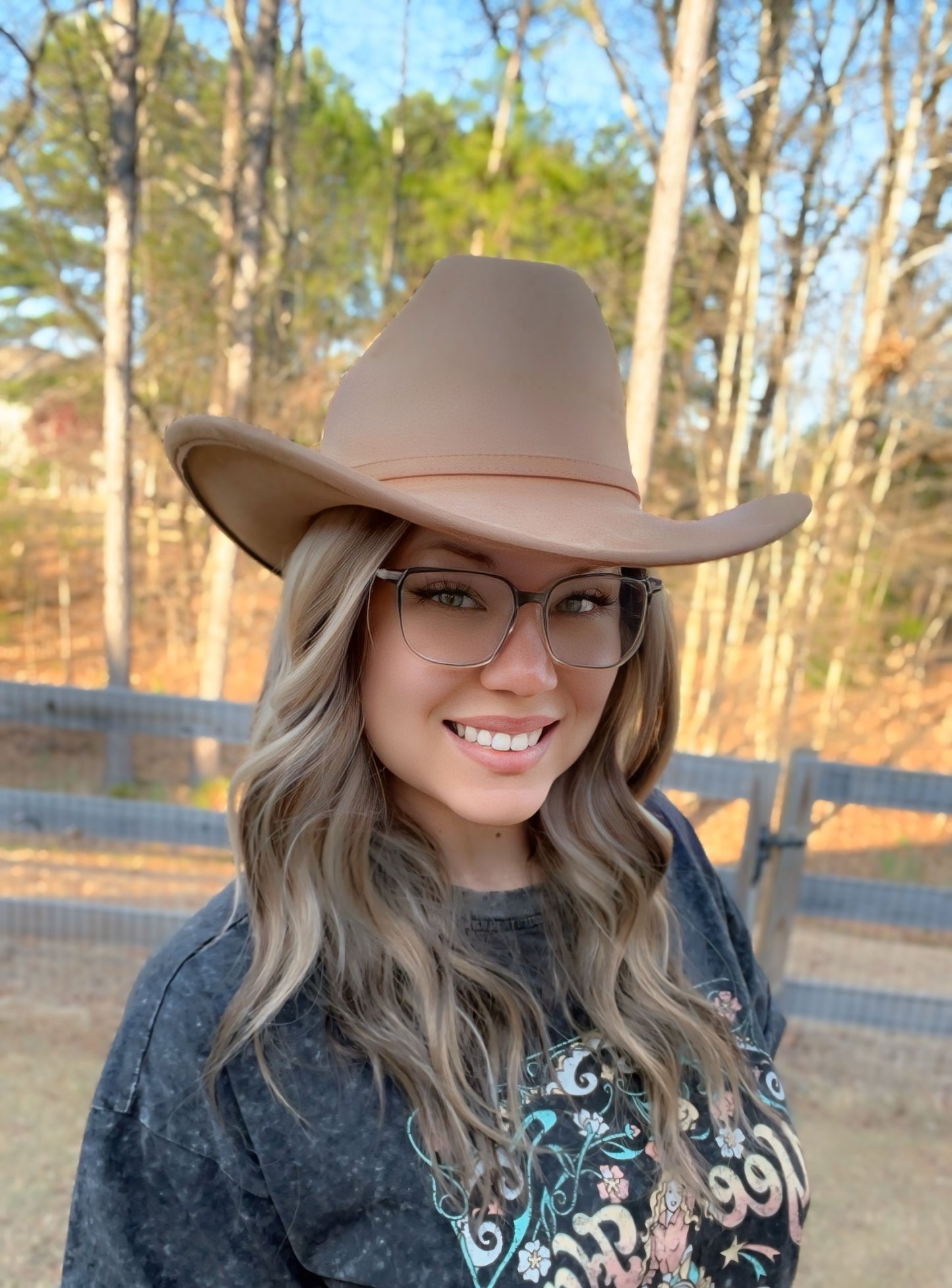Tan Cattleman Style Cowboy Hat